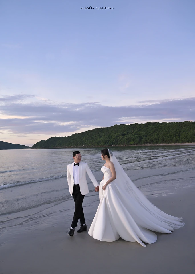 Ảnh cưới Biển hoàng hôn tại Bãi biển Phú Quốc, Kiên Giang — Phát & Trinh — Biển Phú Quốc, SeesonWedding (ảnh 7/31)