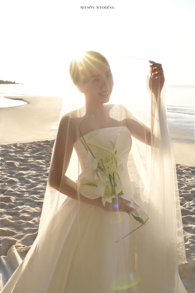 Ảnh cưới Biển hoàng hôn tại Bãi biển Phú Quốc, Kiên Giang — Phát & Trinh — Biển Phú Quốc, SeesonWedding (ảnh 18/31)