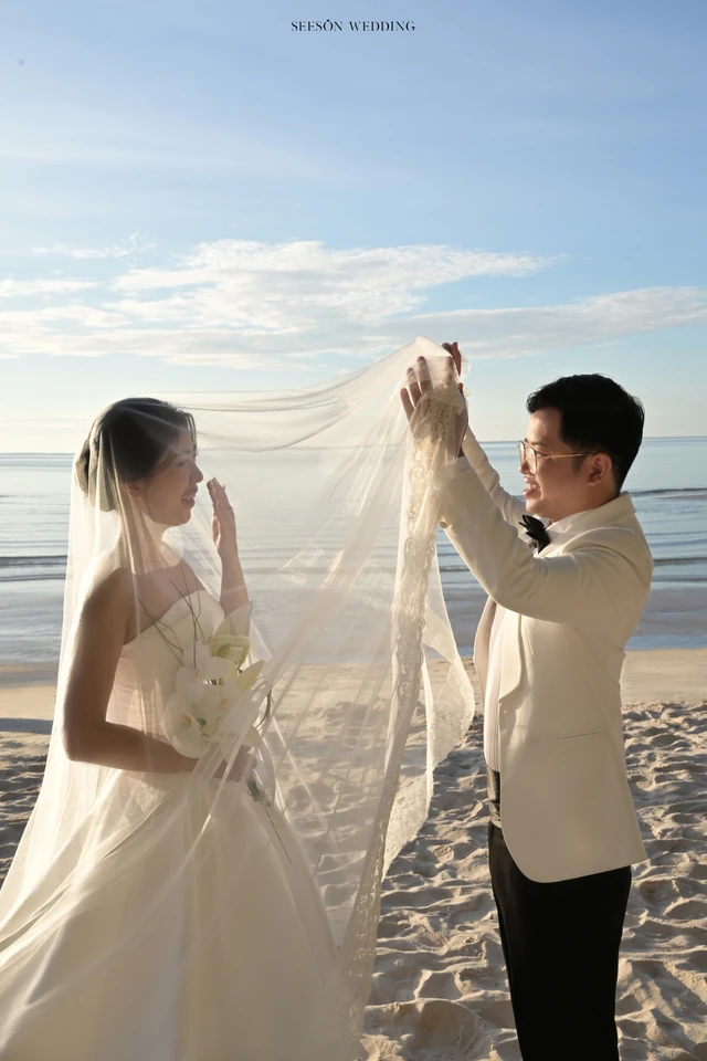 Ảnh cưới Biển hoàng hôn tại Bãi biển Phú Quốc, Kiên Giang — Phát & Trinh — Biển Phú Quốc, SeesonWedding (ảnh 19/31)