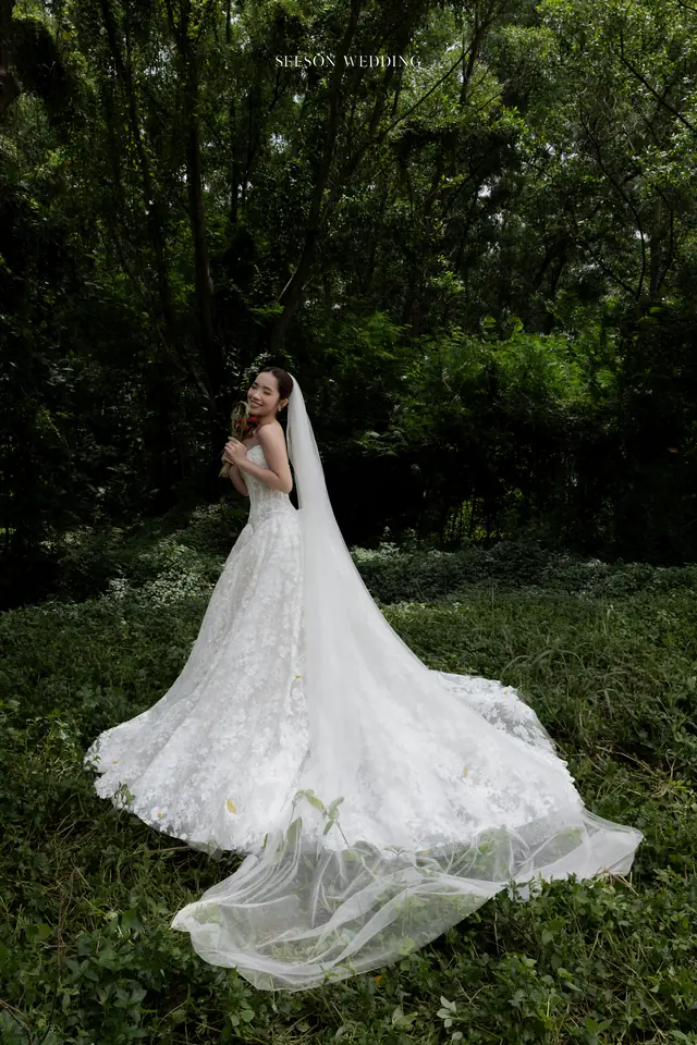 Ảnh cưới Rừng xanh & vest be tại Rừng ngoại thành TP.HCM — Rừng Sài Gòn — Concept 4, SeesonWedding (ảnh 15/37)
