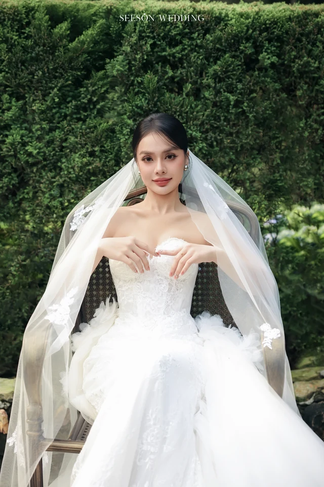 Ảnh cưới Vườn xanh & voan dài tại Phim trường Vũ Garden, TP.HCM — Nguyên & Linh — Vũ Garden, SeesonWedding (ảnh 16/29)