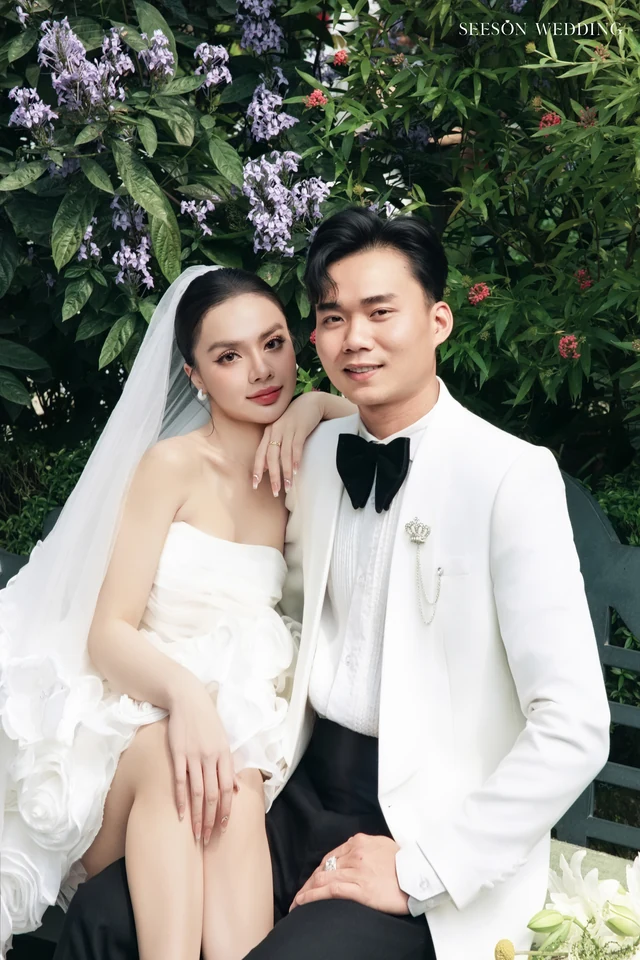 Ảnh cưới Vườn xanh & voan dài tại Phim trường Vũ Garden, TP.HCM — Nguyên & Linh — Vũ Garden, SeesonWedding (ảnh 27/29)