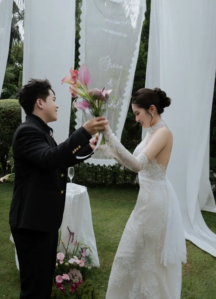 Ảnh cưới Vườn xanh, voan treo & hoa calla tại Phim trường sân vườn, TP.HCM — Ngọc Quỳnh — Khu Vườn Voan Trắng, SeesonWedding (ảnh 9/10)