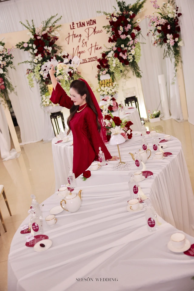 Ảnh cưới Áo dài đỏ & lễ gia tiên tại TP. Hồ Chí Minh — Áo Dài — Lễ Gia Tiên, SeesonWedding (ảnh 107/108)