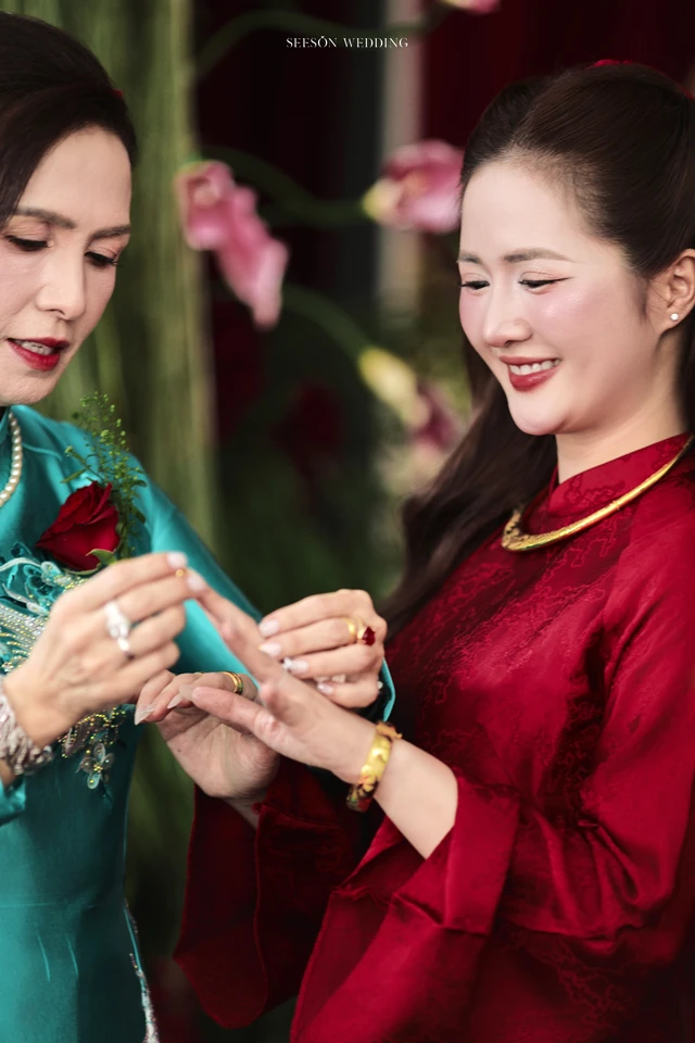 Ảnh cưới Áo dài đỏ & lễ gia tiên tại TP. Hồ Chí Minh — Áo Dài — Lễ Gia Tiên, SeesonWedding (ảnh 12/108)