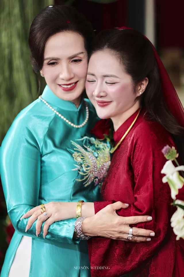 Ảnh cưới Áo dài đỏ & lễ gia tiên tại TP. Hồ Chí Minh — Áo Dài — Lễ Gia Tiên, SeesonWedding (ảnh 13/108)