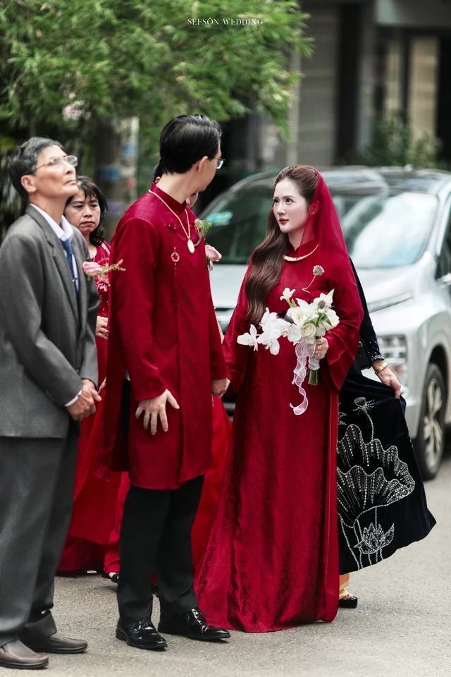 Ảnh cưới Áo dài đỏ & lễ gia tiên tại TP. Hồ Chí Minh — Áo Dài — Lễ Gia Tiên, SeesonWedding (ảnh 25/108)