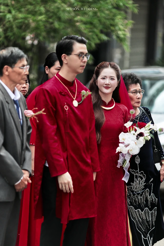 Ảnh cưới Áo dài đỏ & lễ gia tiên tại TP. Hồ Chí Minh — Áo Dài — Lễ Gia Tiên, SeesonWedding (ảnh 27/108)