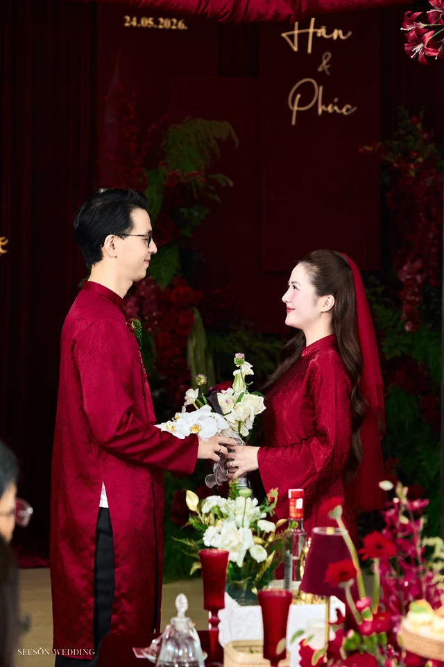 Ảnh cưới Áo dài đỏ & lễ gia tiên tại TP. Hồ Chí Minh — Áo Dài — Lễ Gia Tiên, SeesonWedding (ảnh 39/108)