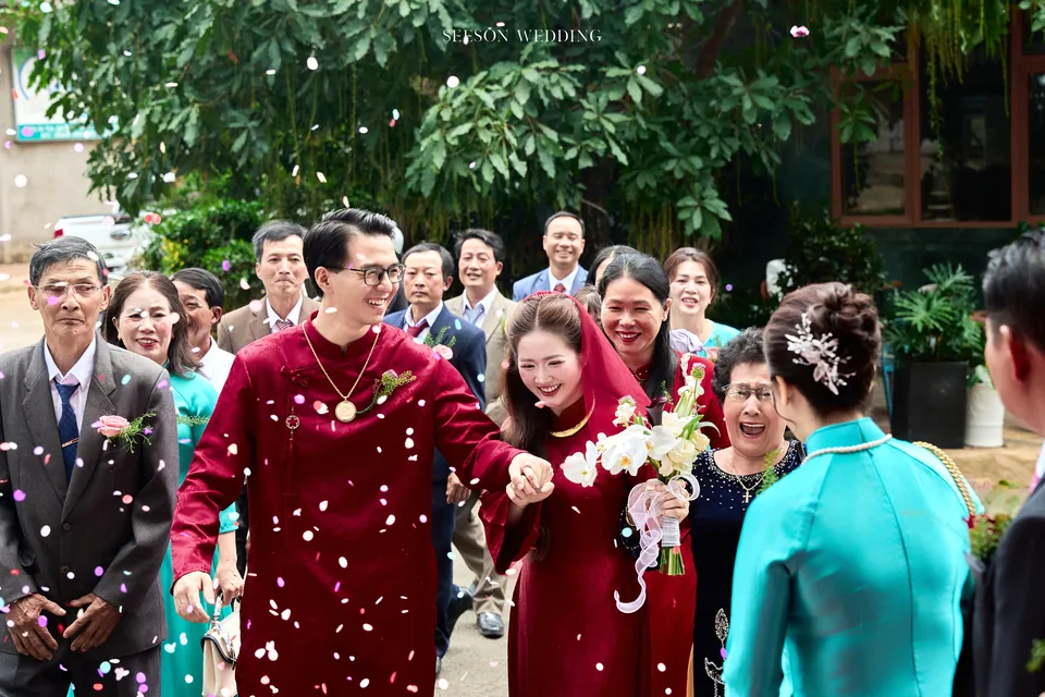 Ảnh cưới Áo dài đỏ & lễ gia tiên tại TP. Hồ Chí Minh — Áo Dài — Lễ Gia Tiên, SeesonWedding (ảnh 46/108)