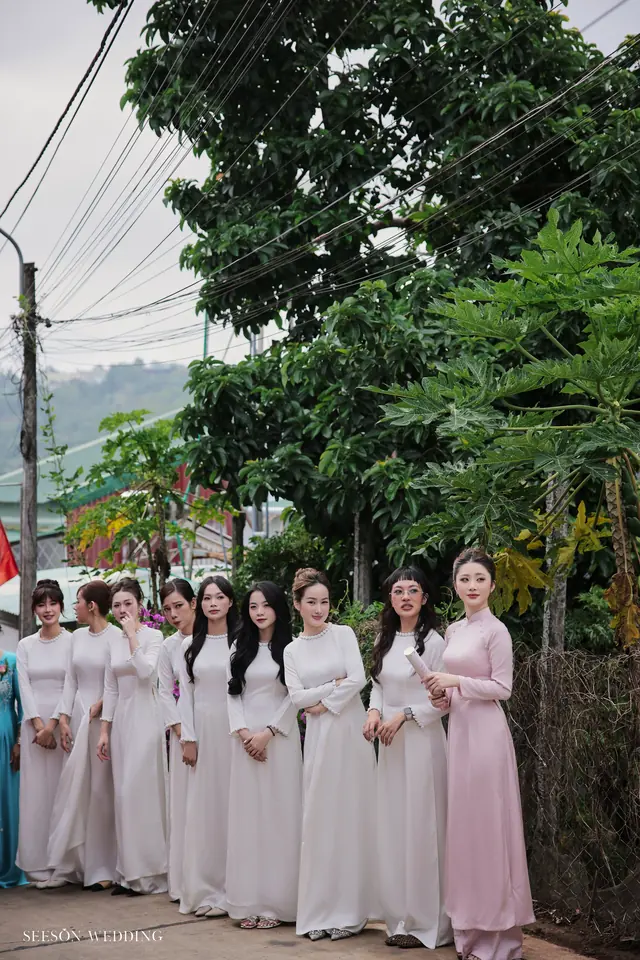 Ảnh cưới Áo dài đỏ & lễ gia tiên tại TP. Hồ Chí Minh — Áo Dài — Lễ Gia Tiên, SeesonWedding (ảnh 78/108)