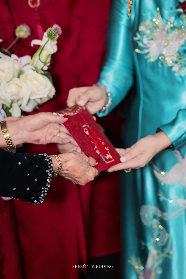 Ảnh cưới Áo dài đỏ & lễ gia tiên tại TP. Hồ Chí Minh — Áo Dài — Lễ Gia Tiên, SeesonWedding (ảnh 87/108)