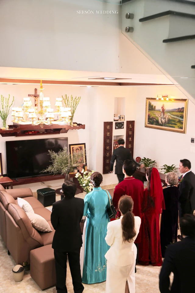 Ảnh cưới Áo dài đỏ & lễ gia tiên tại TP. Hồ Chí Minh — Áo Dài — Lễ Gia Tiên, SeesonWedding (ảnh 97/108)
