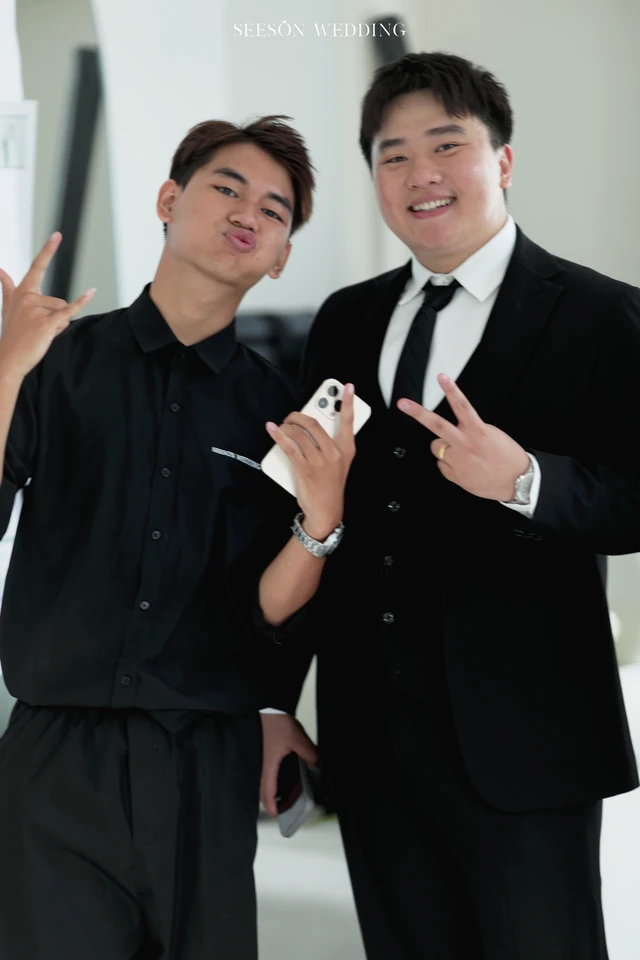Ảnh cưới Behind the scenes tại TP. Hồ Chí Minh — Hậu Trường — Ekip Seeson, SeesonWedding (ảnh 8/12)