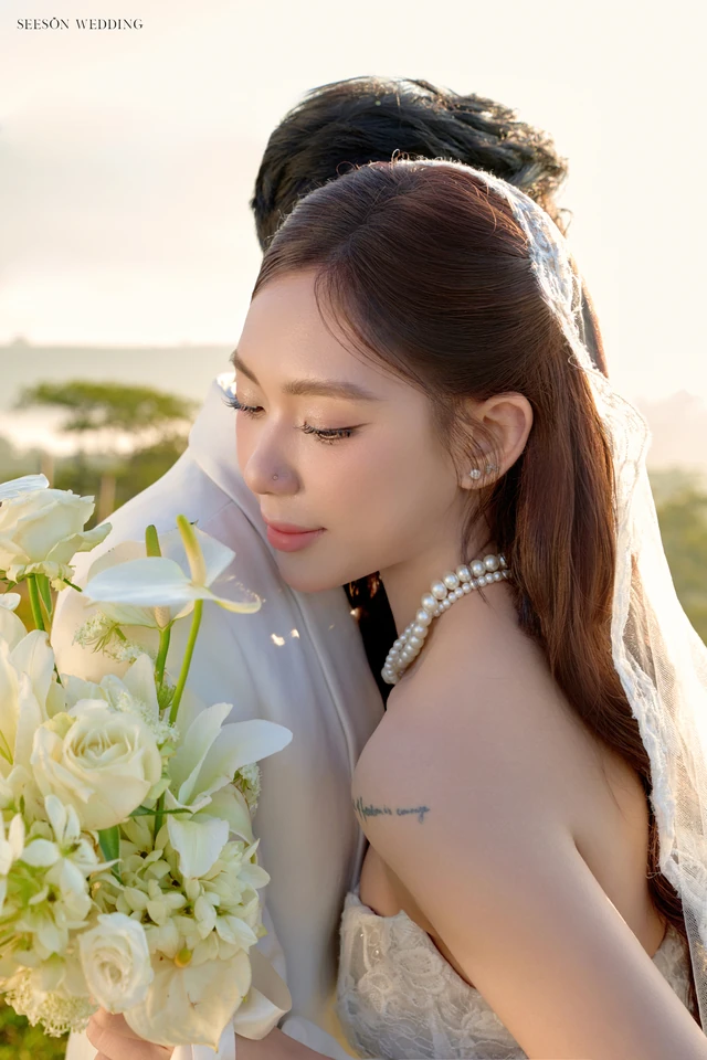 Ảnh cưới Nắng xuyên rừng thông tại Đồi thông, Đà Lạt — Đồi Thông Đà Lạt, SeesonWedding (ảnh 10/15)