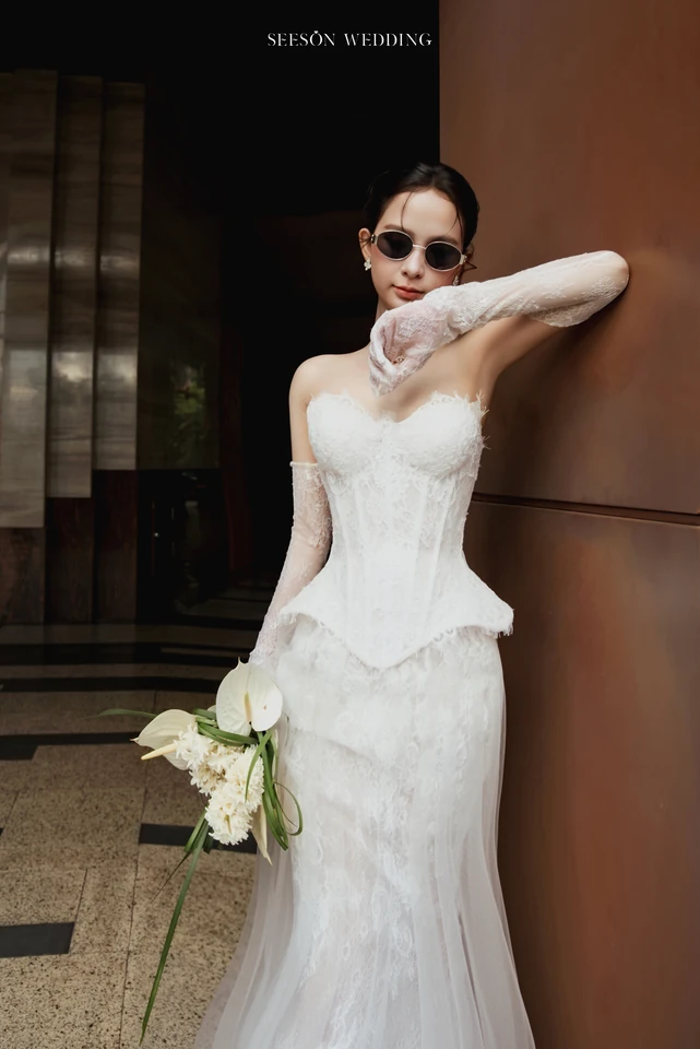 Ảnh cưới Phố Sài Gòn & quán cà phê tại Công trường Mê Linh & trung tâm Quận 1, TP.HCM — Ngoại Cảnh Sài Gòn — Mê Linh, SeesonWedding (ảnh 14/23)