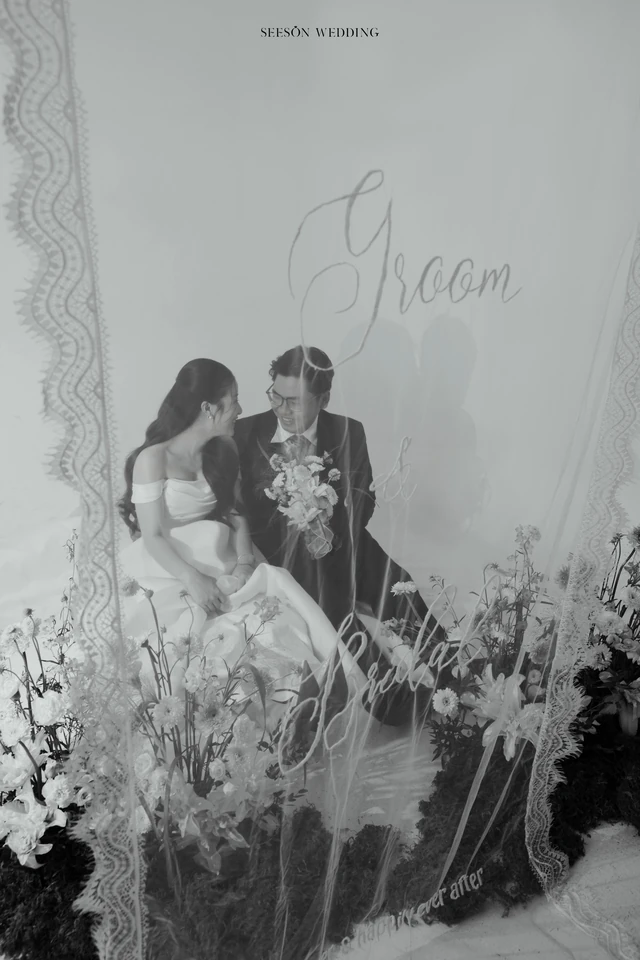 Ảnh cưới Studio nền sáng & hoa loa kèn tại Studio SeesonWedding, TP.HCM — Châu & Huyền — Studio Hoa, SeesonWedding (ảnh 33/38)
