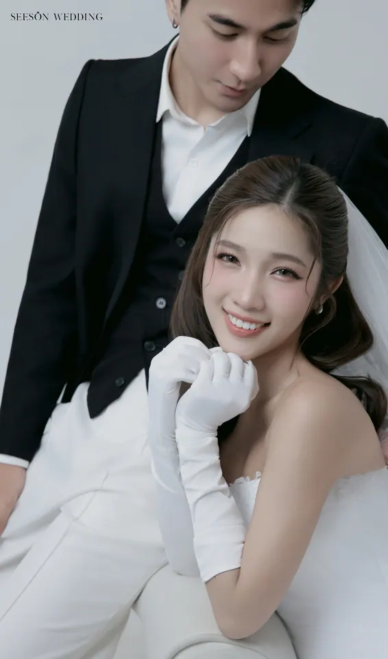 Ảnh cưới Nền trắng, calla hồng & găng tay satin tại Studio Seeson, TP.HCM — Studio — Calla Hồng & Găng Tay Satin, SeesonWedding (ảnh 57/59)