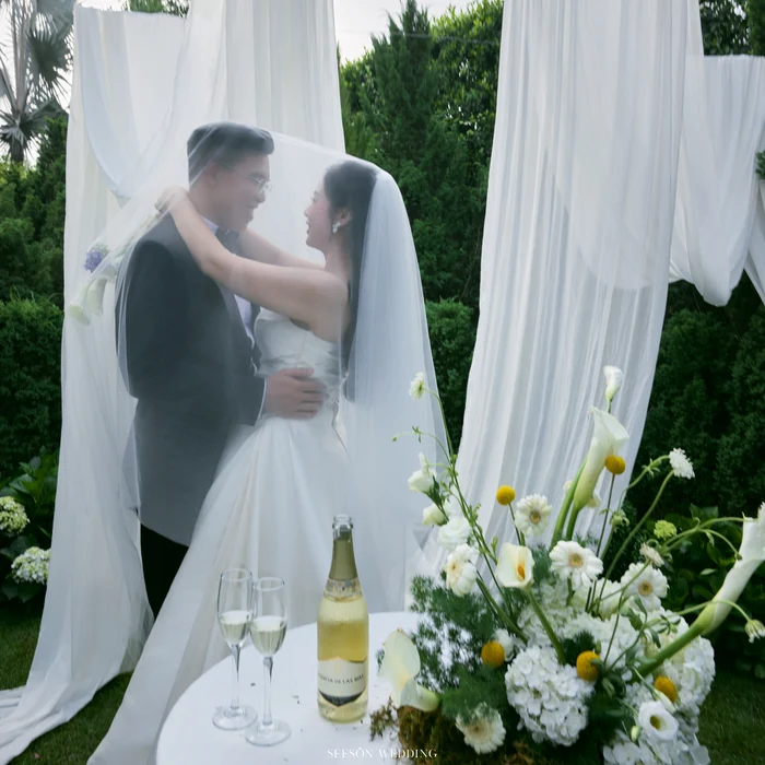 Vũ Garden — Concept Hoa Tươi — chụp ảnh cưới Phim trường Vũ Garden, TP.HCM bởi SeesonWedding