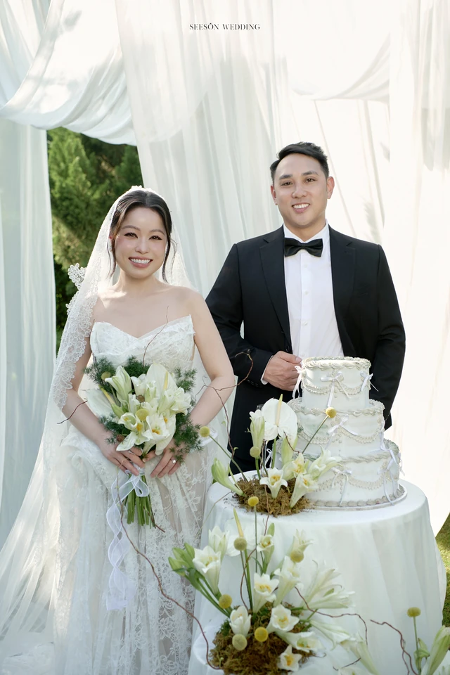 Ảnh cưới Cổng vòm cây & tiệc vườn tại Phim trường Vũ Garden, TP.HCM — Vũ Garden — Cổng Vòm & Bánh Cưới, SeesonWedding (ảnh 4/22)
