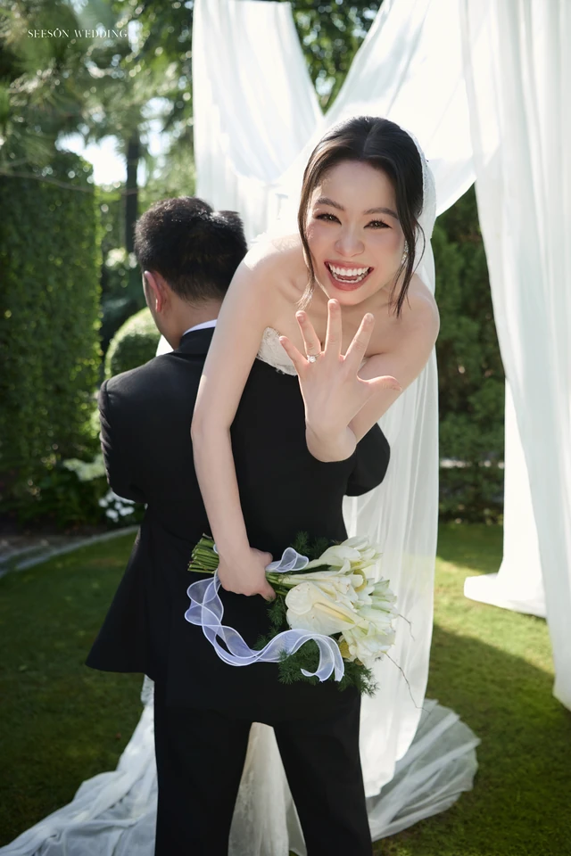 Ảnh cưới Cổng vòm cây & tiệc vườn tại Phim trường Vũ Garden, TP.HCM — Vũ Garden — Cổng Vòm & Bánh Cưới, SeesonWedding (ảnh 17/22)
