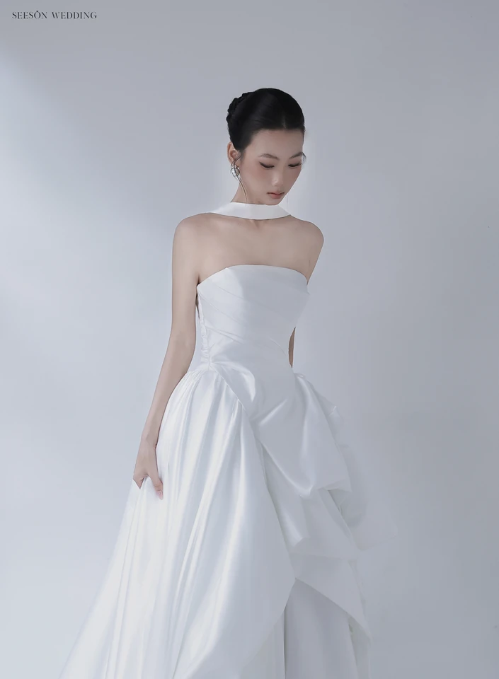 Váy cưới Ruban LM-04 — Satin · nơ eo lớn · xếp drap — SeesonWedding TP.HCM (ảnh 5/5)